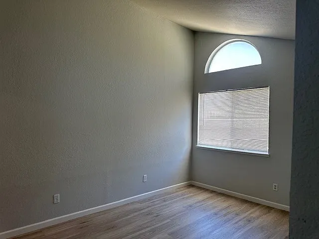 1160 Reed Ave — Photo 23