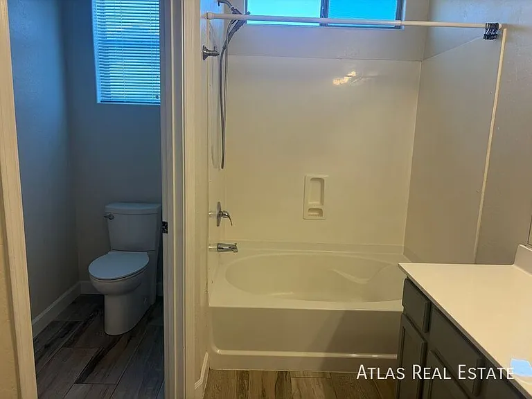 17044 W Bristol Ln — Photo 17