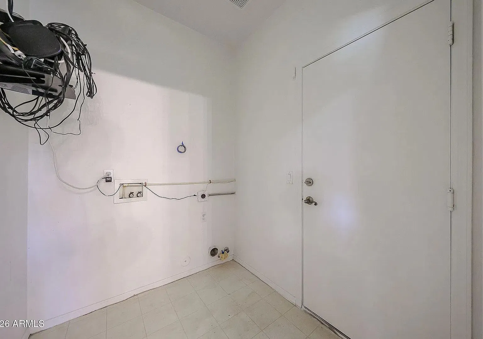 Charming 3BR House in Goodyear — Photo 3