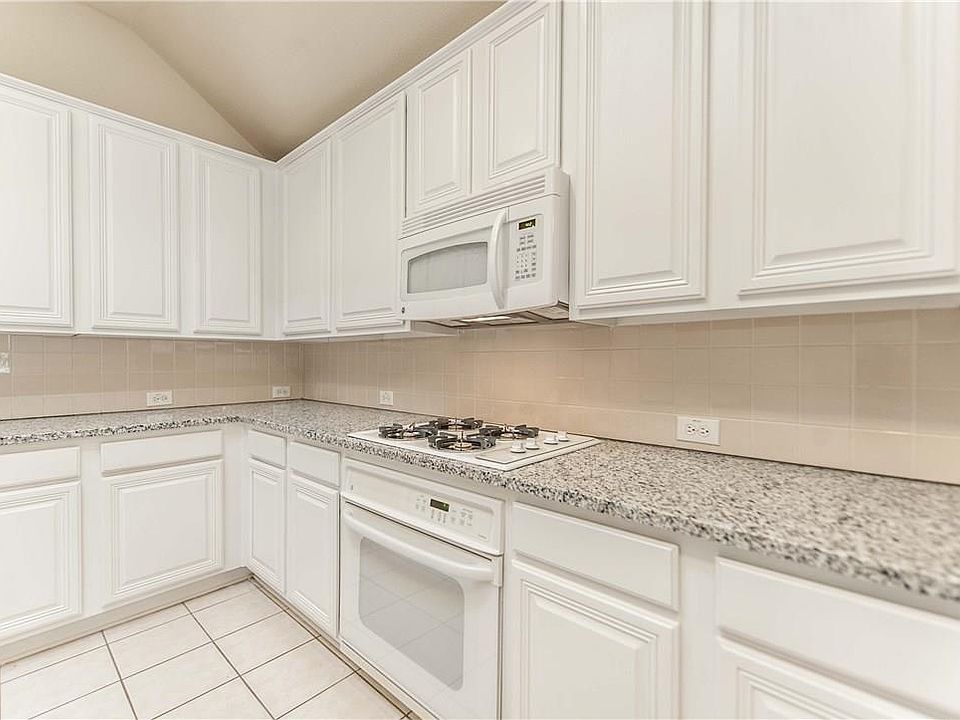 1st image of 2424 Brycewood Ln