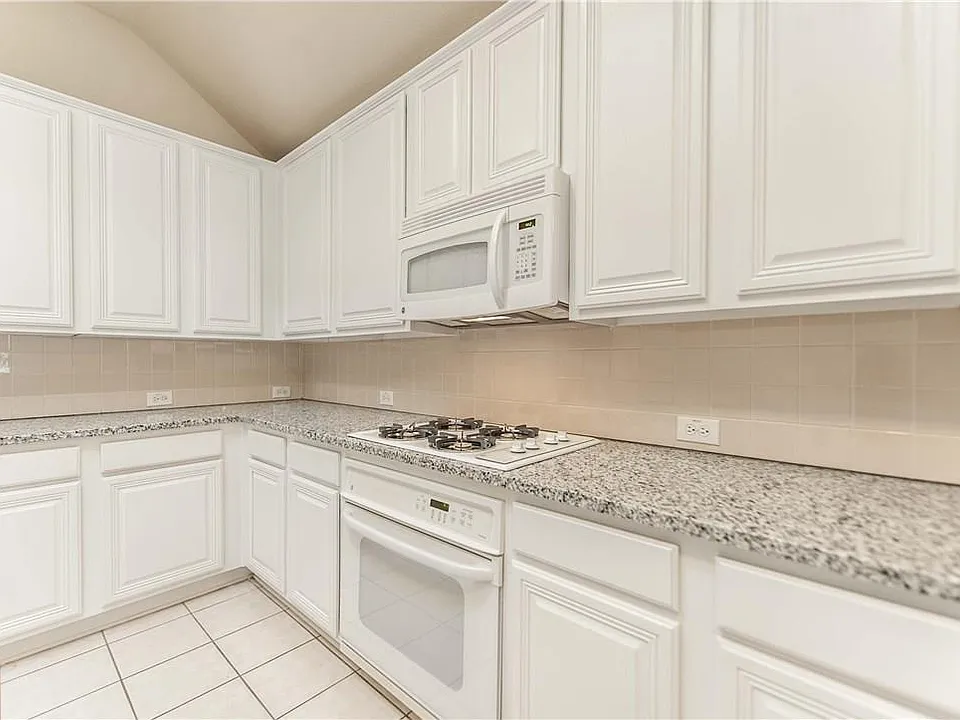 2424 Brycewood Ln