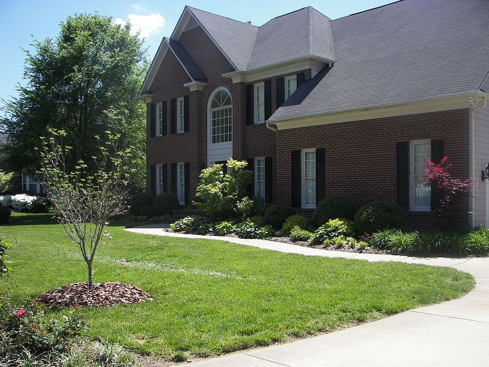 New Frontyard Landscaping