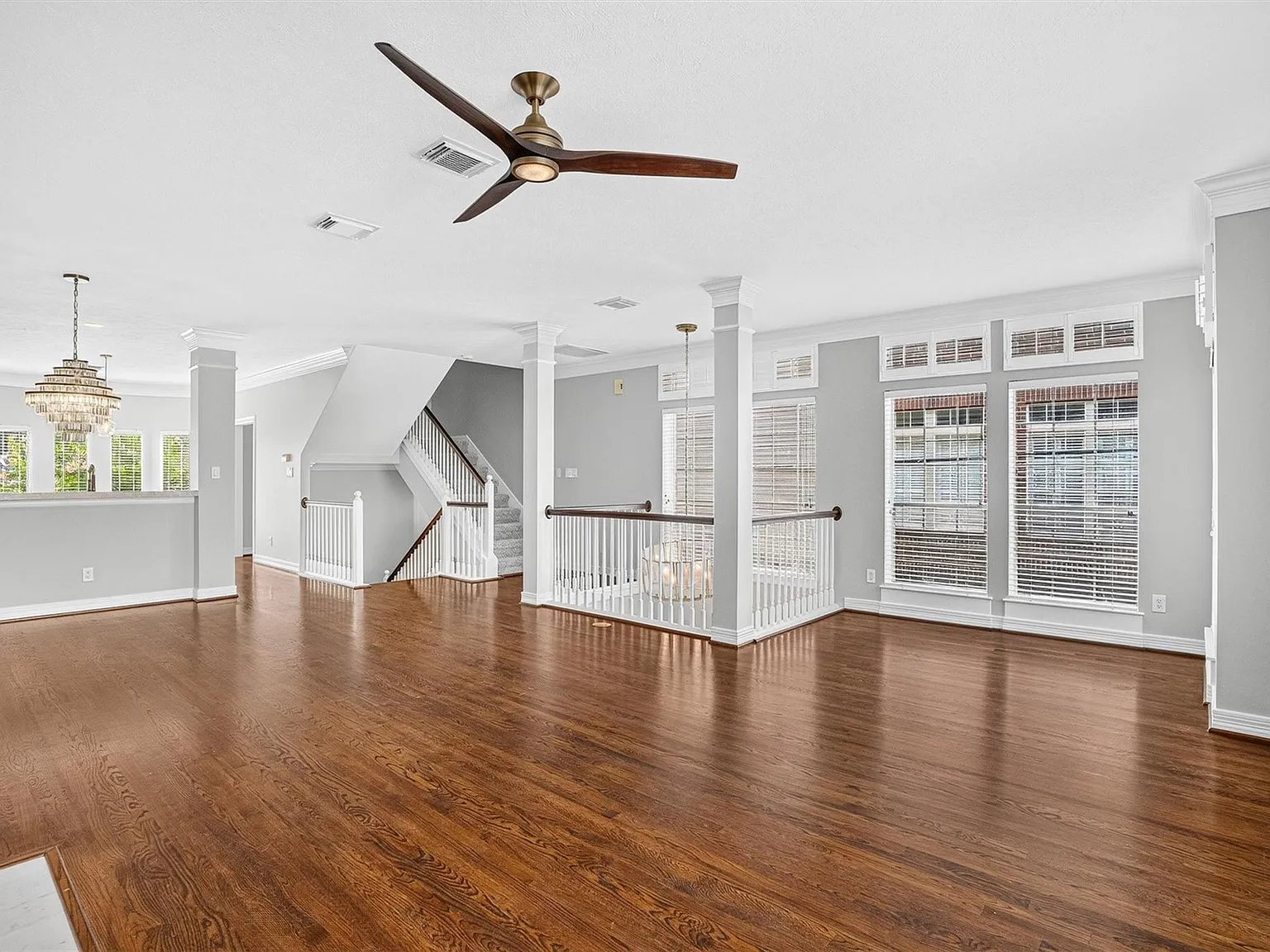 3 bed, 3.5 bath, 2622 sqft, $3,850 — Photo 4