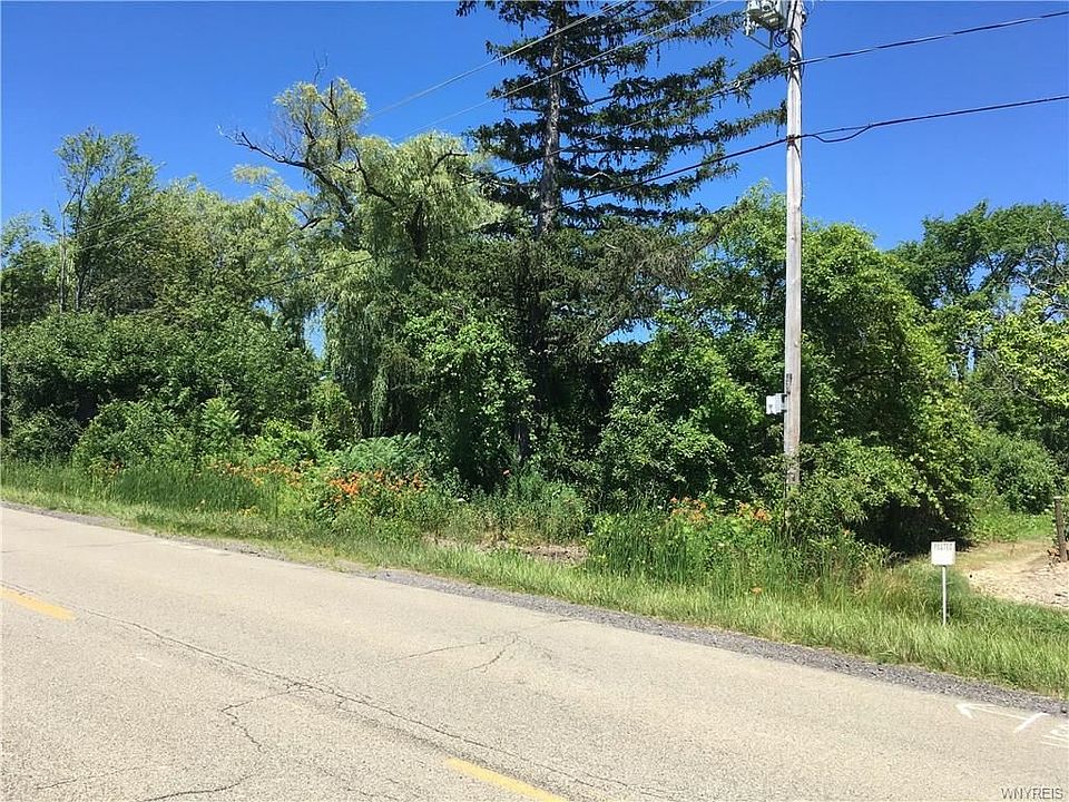 2nd image of 1464 Cain Rd