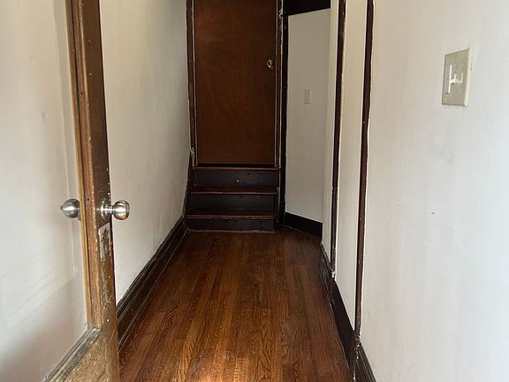 2nd image of 1315 Broadway Ave APT 2