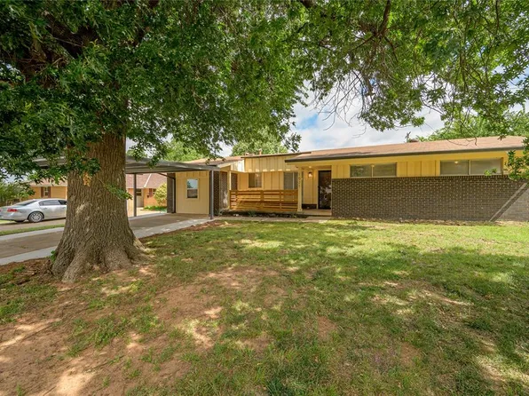 1021 W Woodcrest Dr, Midwest City, OK 73110