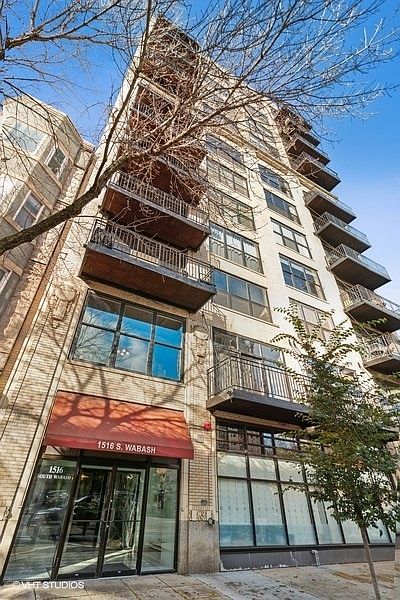 1st image of 1516 S Wabash Ave #605