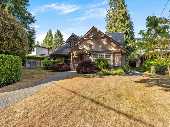 3538 Bluebonnet Rd, North Vancouver, BC V7R 4E1