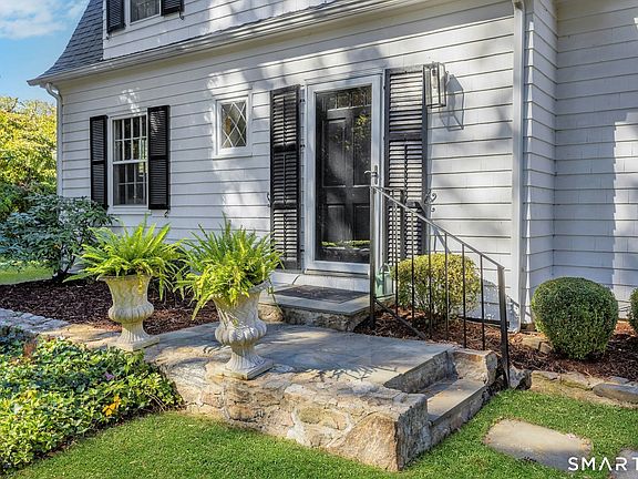 2nd image of 85 Stephen Mather Road