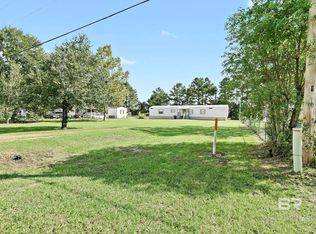 20302 E Silverhill Ave, Robertsdale, AL 36567