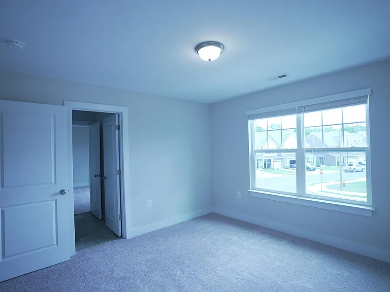 919 Hillman Ln — Photo 31