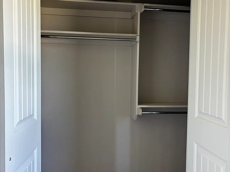 2209 E Grassland Ln — Photo 21