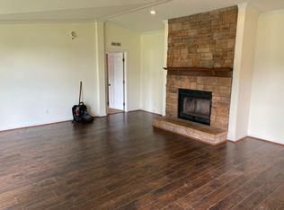 5 Farm Dell Ct, Greer, SC 29651