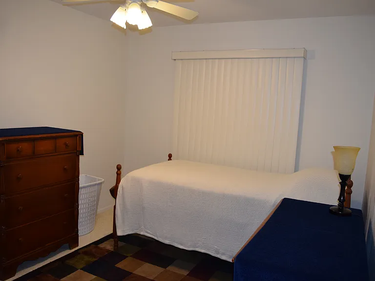 420 Midwest Pkwy — Photo 3