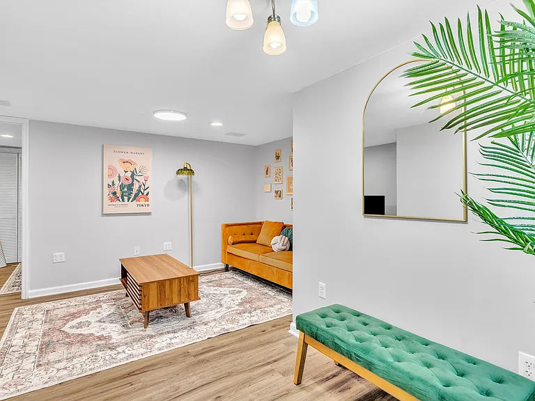 64 Elm Rd #1 — Photo 3
