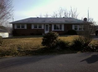 106 Basswood Dr, Bristol, TN 37620