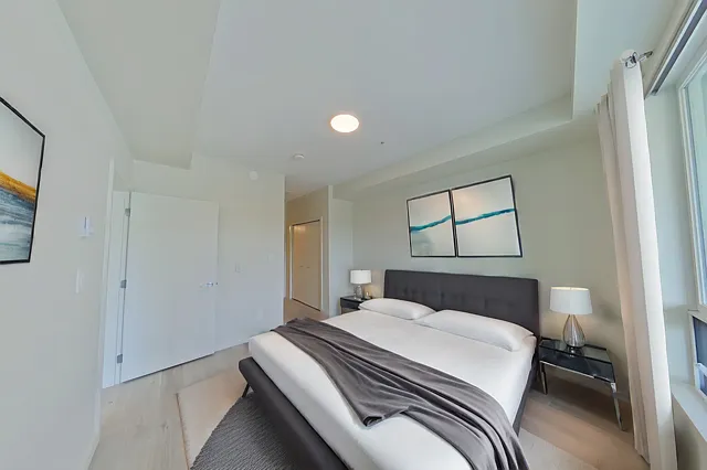 7110 Edgehill Cres — Photo 32