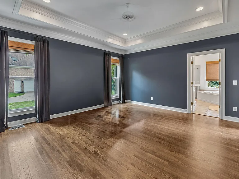 729 Harrow Ln — Photo 24