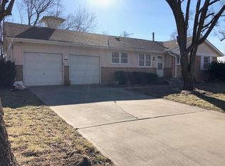 8601 Cambridge Ave, Kansas City, MO 64138