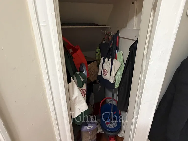 11 Mount Hood Rd #4 — Photo 25