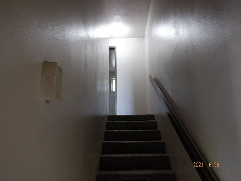 77 California St — Photo 6