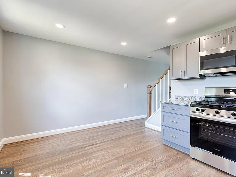 633 Lucia Ave — Photo 7