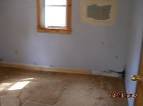 2nd image of 9 Wood Dr