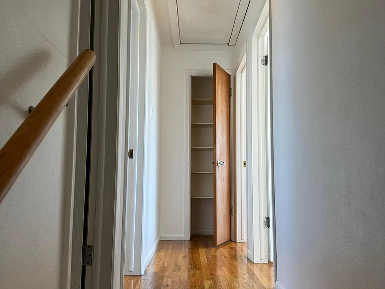 3384 Heights Dr — Photo 8