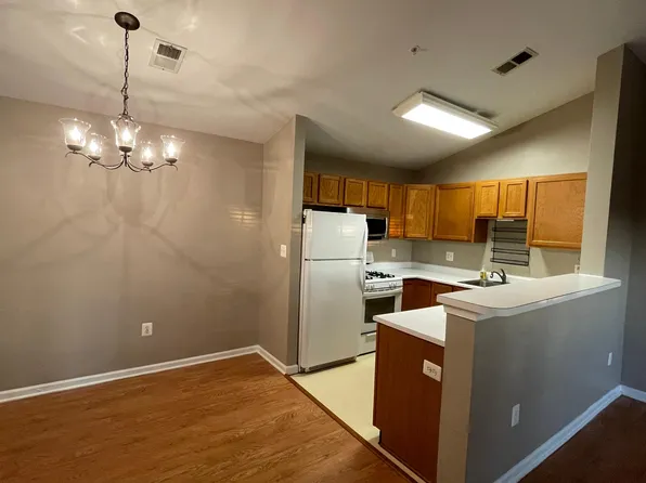 631 Constellation Sq SE Unit I, Leesburg, VA 20175