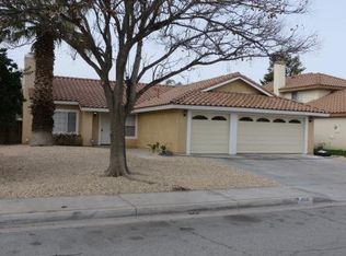 850 Windsong Ln, San Jacinto, CA 92582