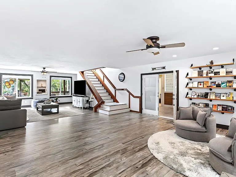 12151 Old Indiantown Rd — Photo 24