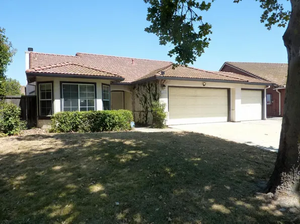 10014 River Bluff Ln, Stockton, CA 95209