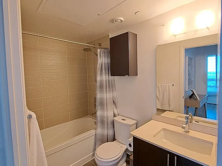 7165 Yonge St #2301 — Photo 6