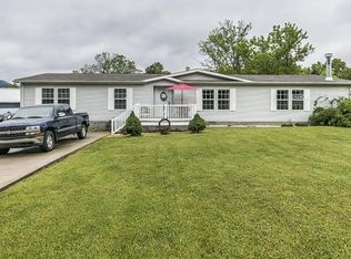 736 Panola Rd, Waco, KY 40385