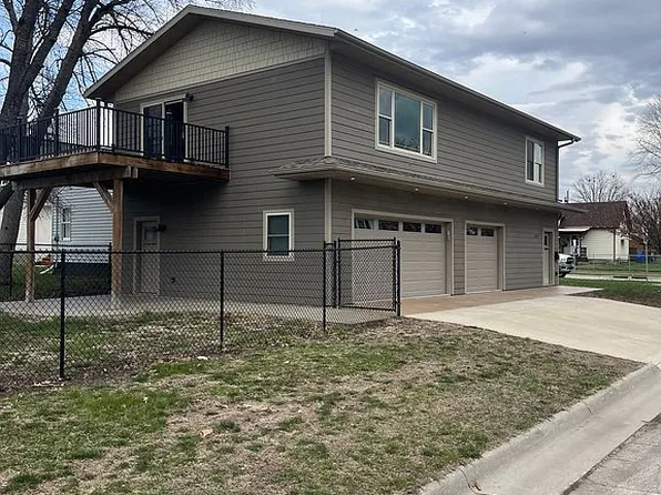 2228 13th Ave S, Fort Dodge, IA 50501