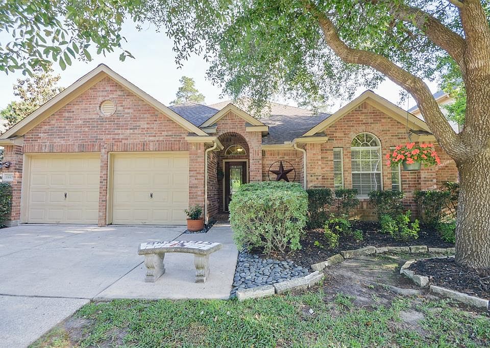 1st image of 13223 Yaupon Holly Ln