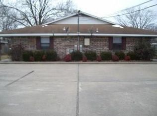 1008 Benton St APT A, Bentonville, AR 72712