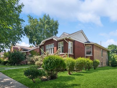 3622 N Avers Ave, Chicago, IL, 60618