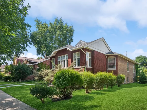 3622 N Avers Ave, Chicago, IL 60618