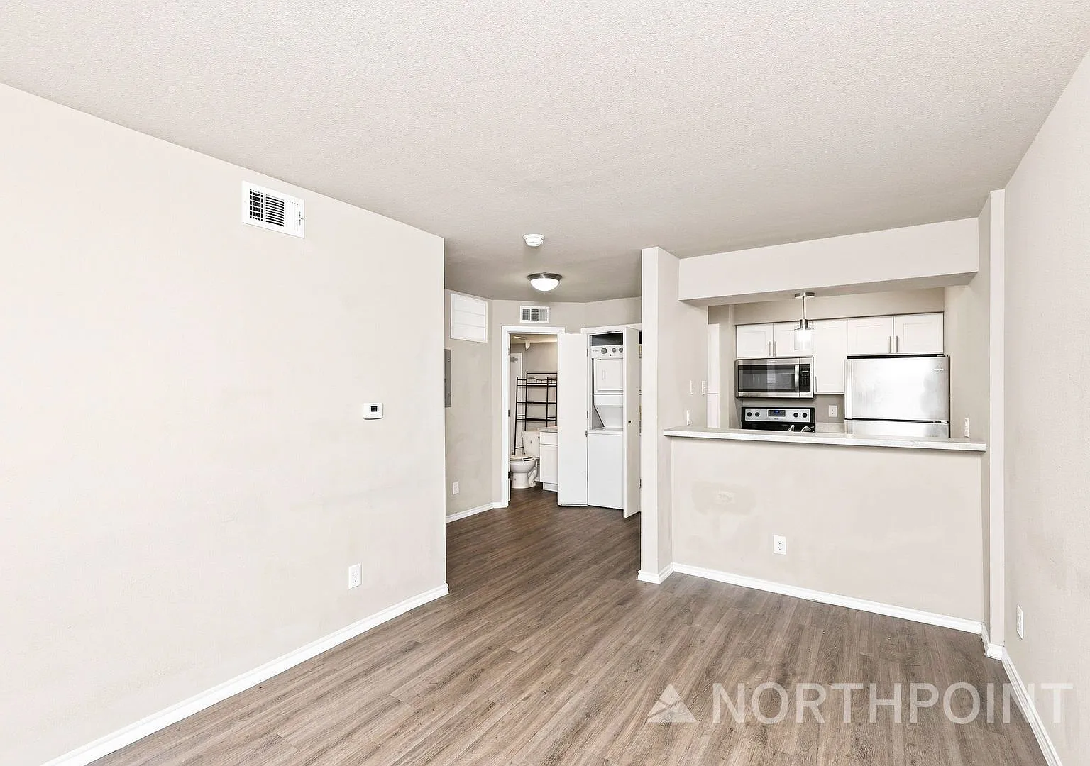 9520_Royal Ln #220 — Photo 4