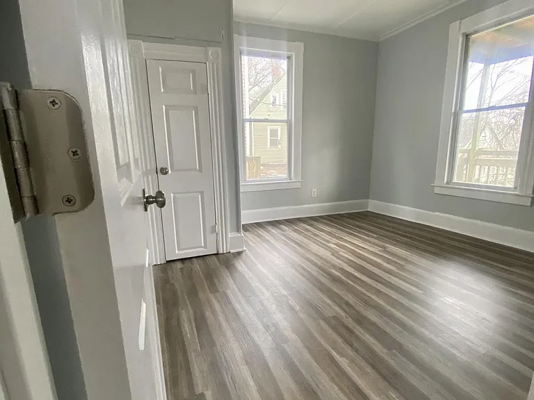 15 Ridgewood St #2 — Photo 5