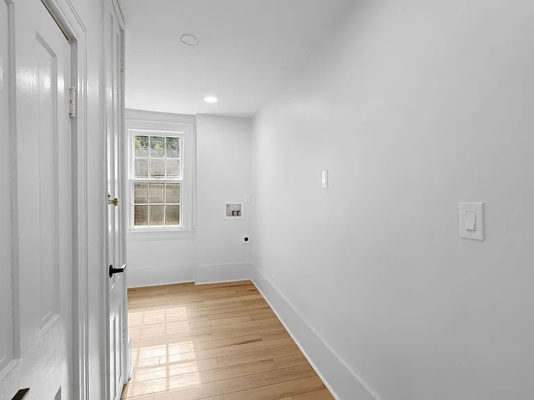 6 Green St — Photo 18