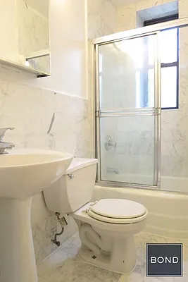 Rented by Bond New York | media 7