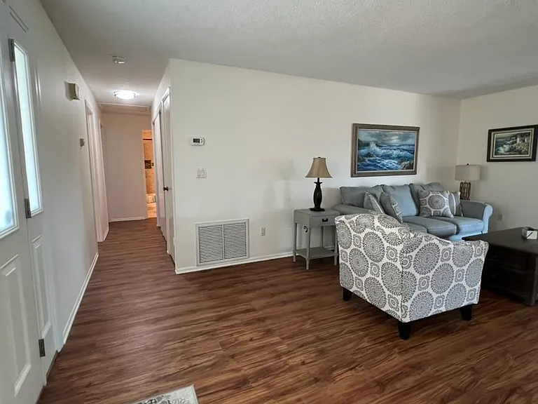 224 Lily Rd — Photo 6