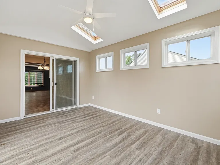3632 Astoria Way — Photo 19