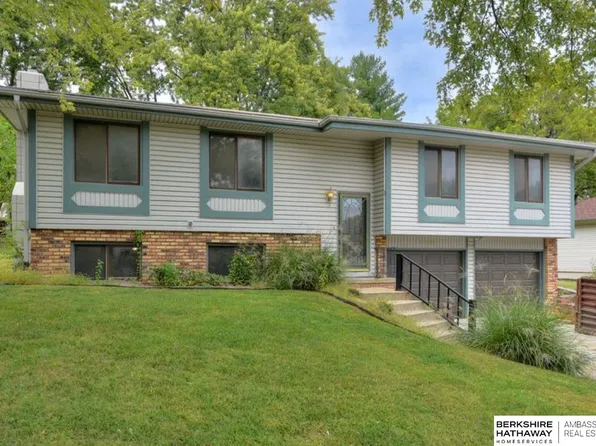 11710 Golden Blvd, Bellevue, NE 68123