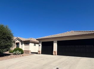 3263 Red Leaf Ln, Sierra Vista, AZ 85635