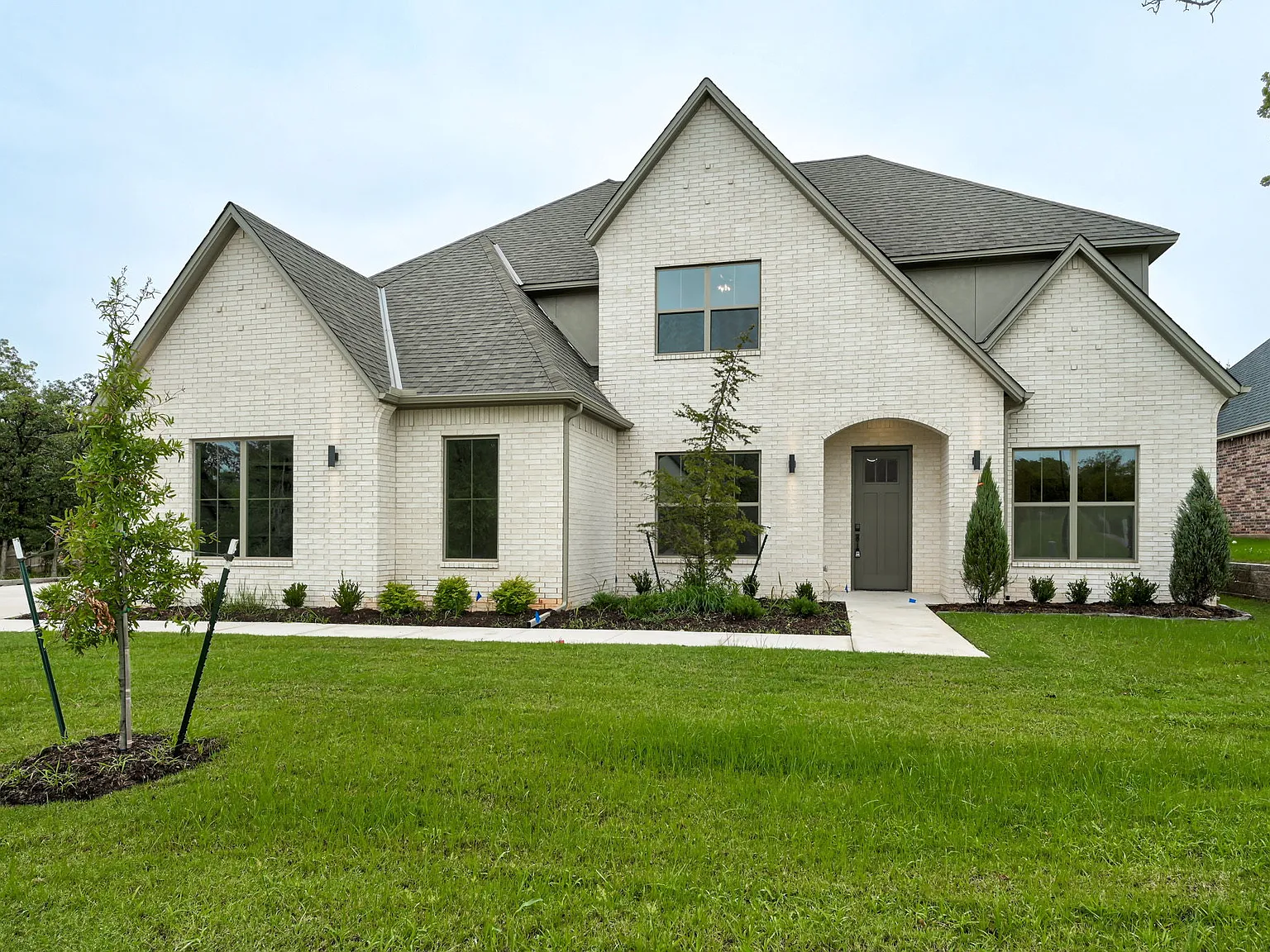 4 bed, 3020 sqft, $3,400 — Photo 4