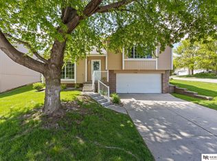 7522 N 77th Ave, Omaha, NE 68122