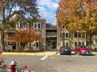 Fairfield House Condo, Fairfax, VA 22033